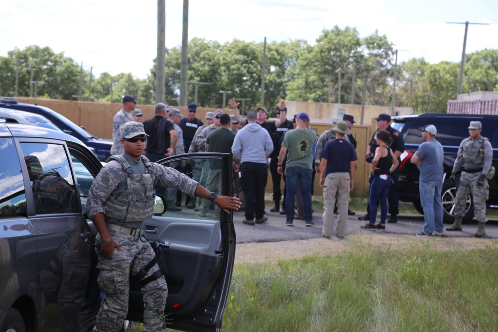 Air Force security forces, Wisconsin State Patrol trooper team up during Patriot North 2018