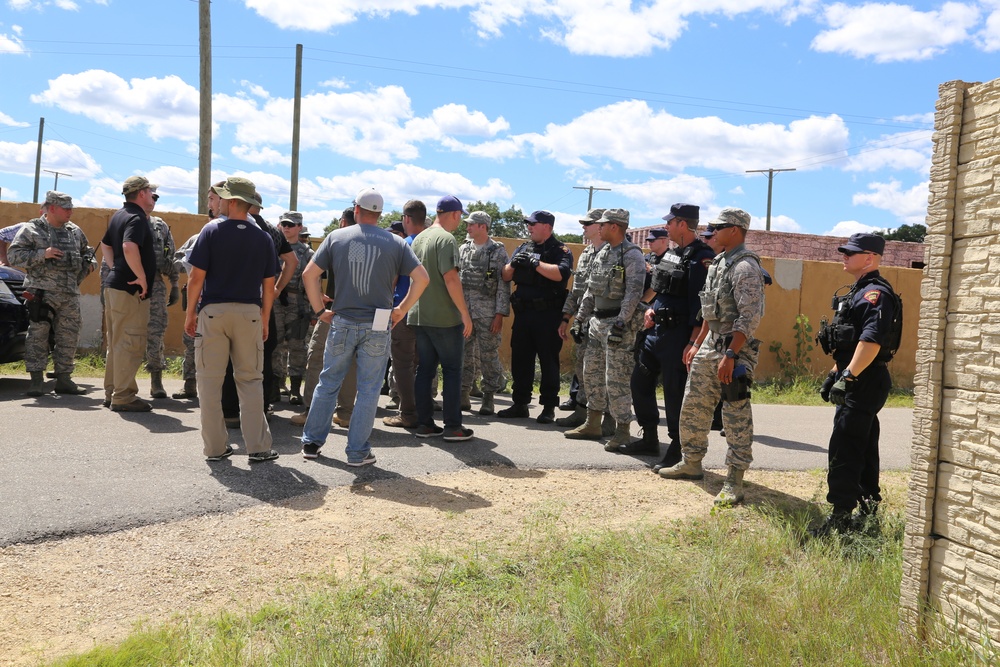 Air Force security forces, Wisconsin State Patrol trooper team up during Patriot North 2018