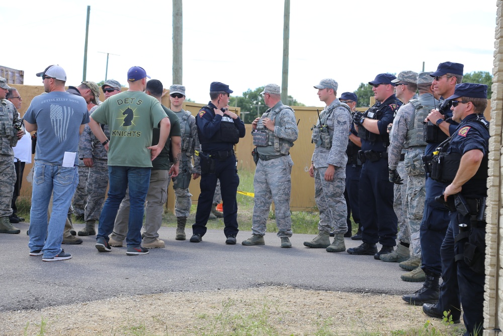 Air Force security forces, Wisconsin State Patrol trooper team up during Patriot North 2018