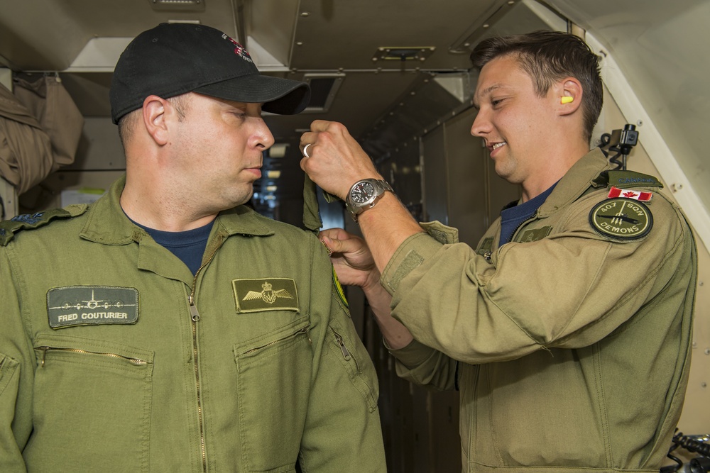 Canadian CP-140 Aurora Participates in Submarine Hunting Scenario During RIMPAC 2018