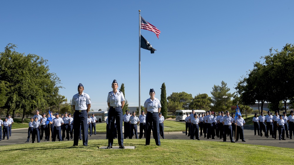 Col. Kristen Beals takes command of 60th MDG