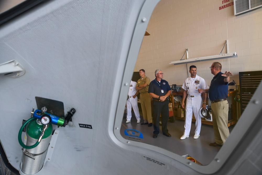 Force Master Chief James Osborne Tours Sanford Health, Veterans Club