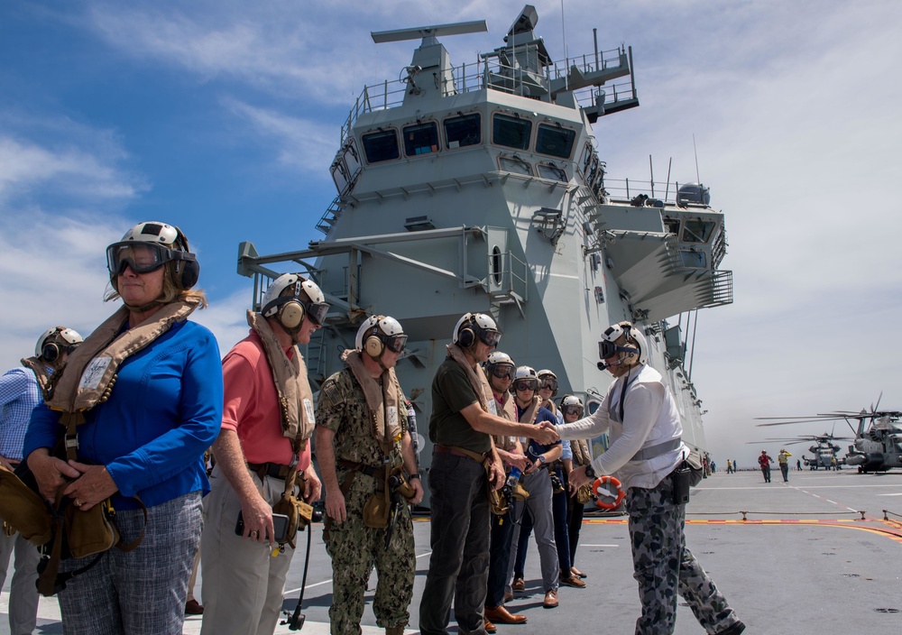 HMAS Adelaide (L01) hosts U.S. Representatives during RIMPAC