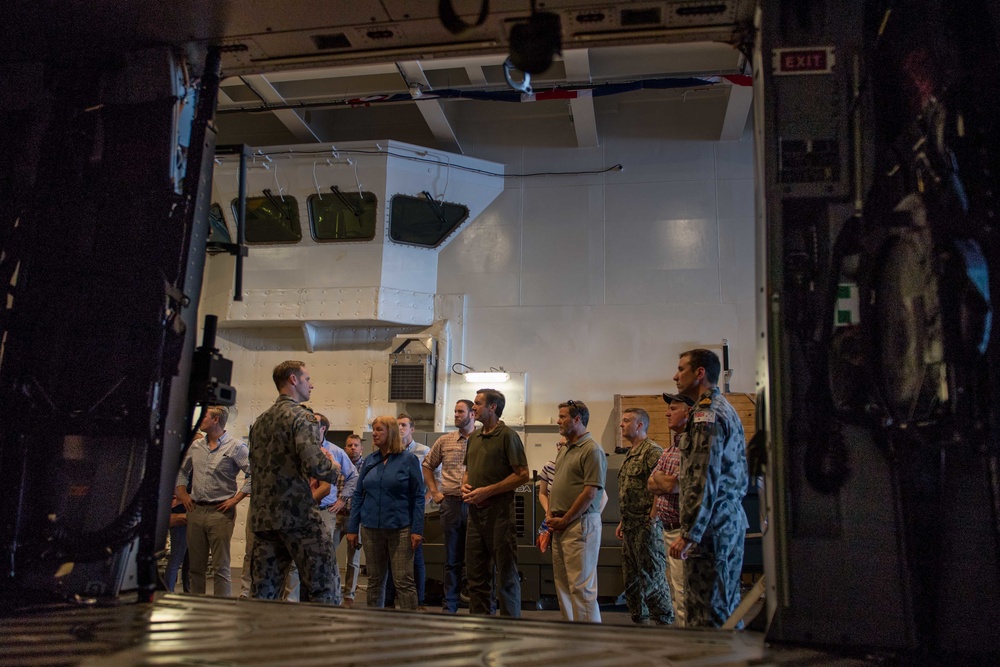 HMAS Adelaide (L01) hosts U.S. Representatives during RIMPAC