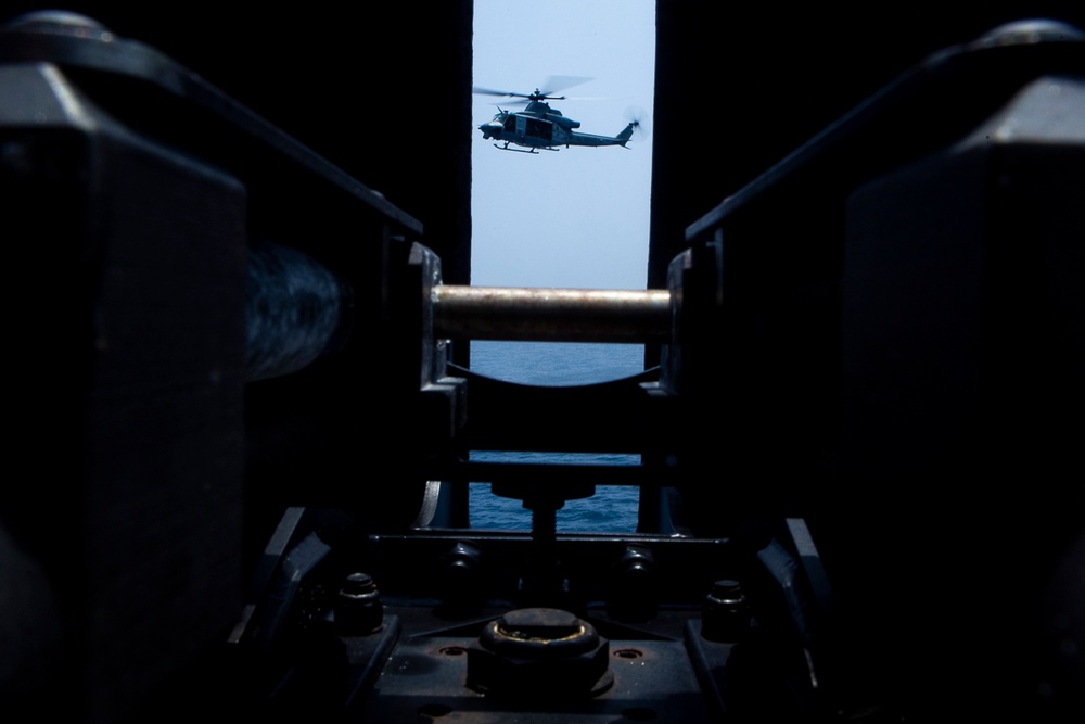 31st MEU MRF raids from the sea, air