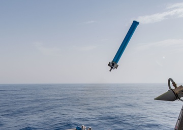 USS Jason Dunham (DDG 109) launches chaff