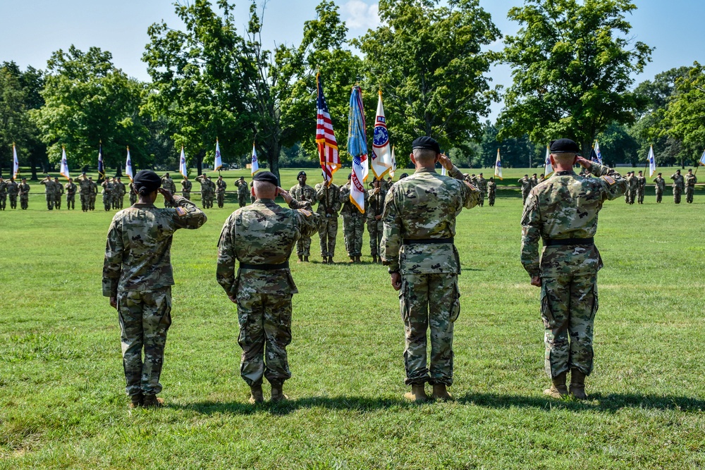 USAREC welcomes new command team