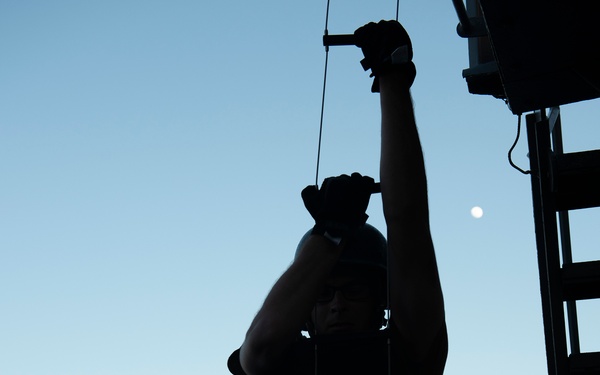 USS Preble conducts VBSS training