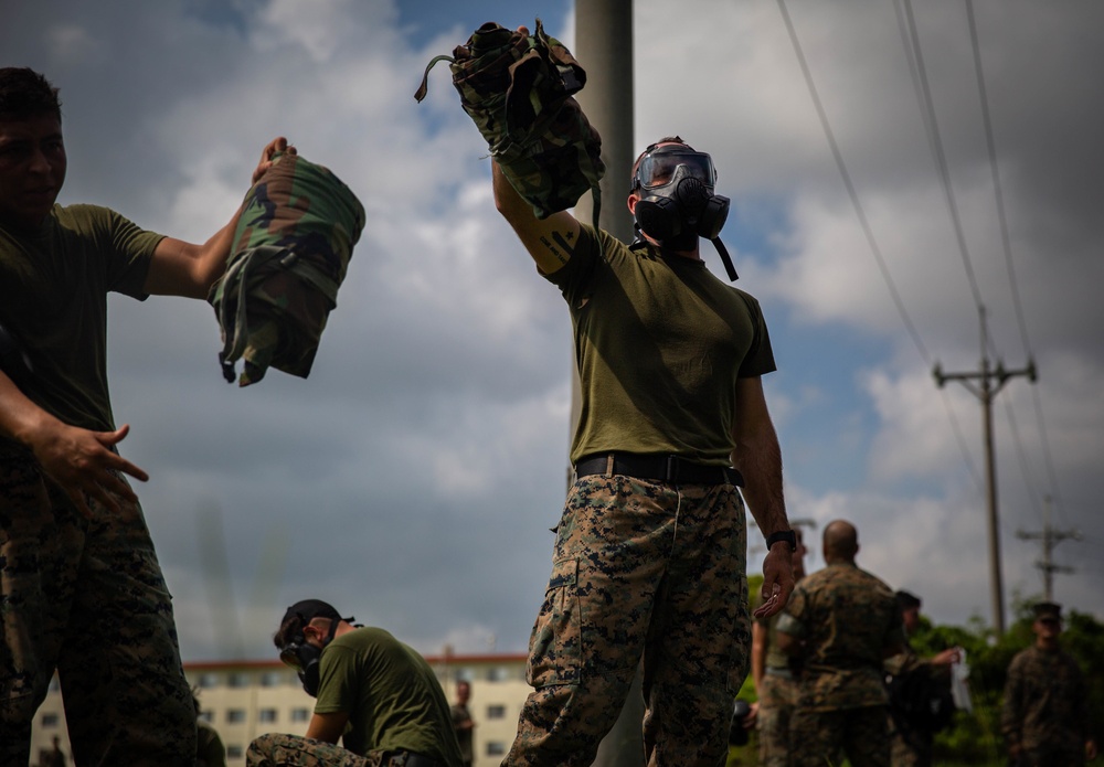 1st MAW, 3rd MLG Marines endure CS Gas together