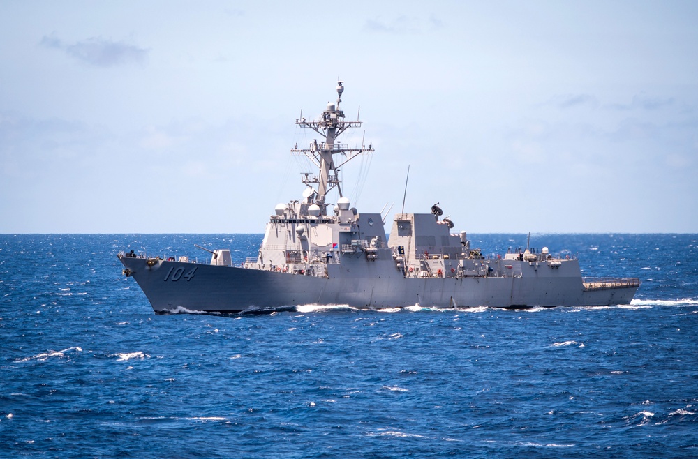 USS Sterett Underway During RIMPAC 2018
