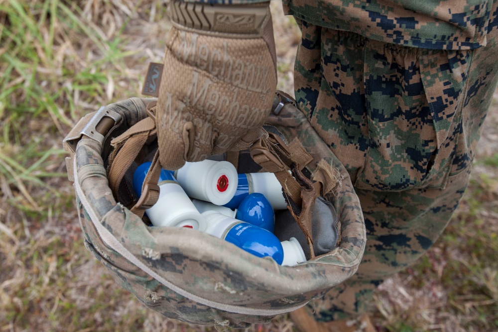 Fire team leaders lead the charge at Hawaii range