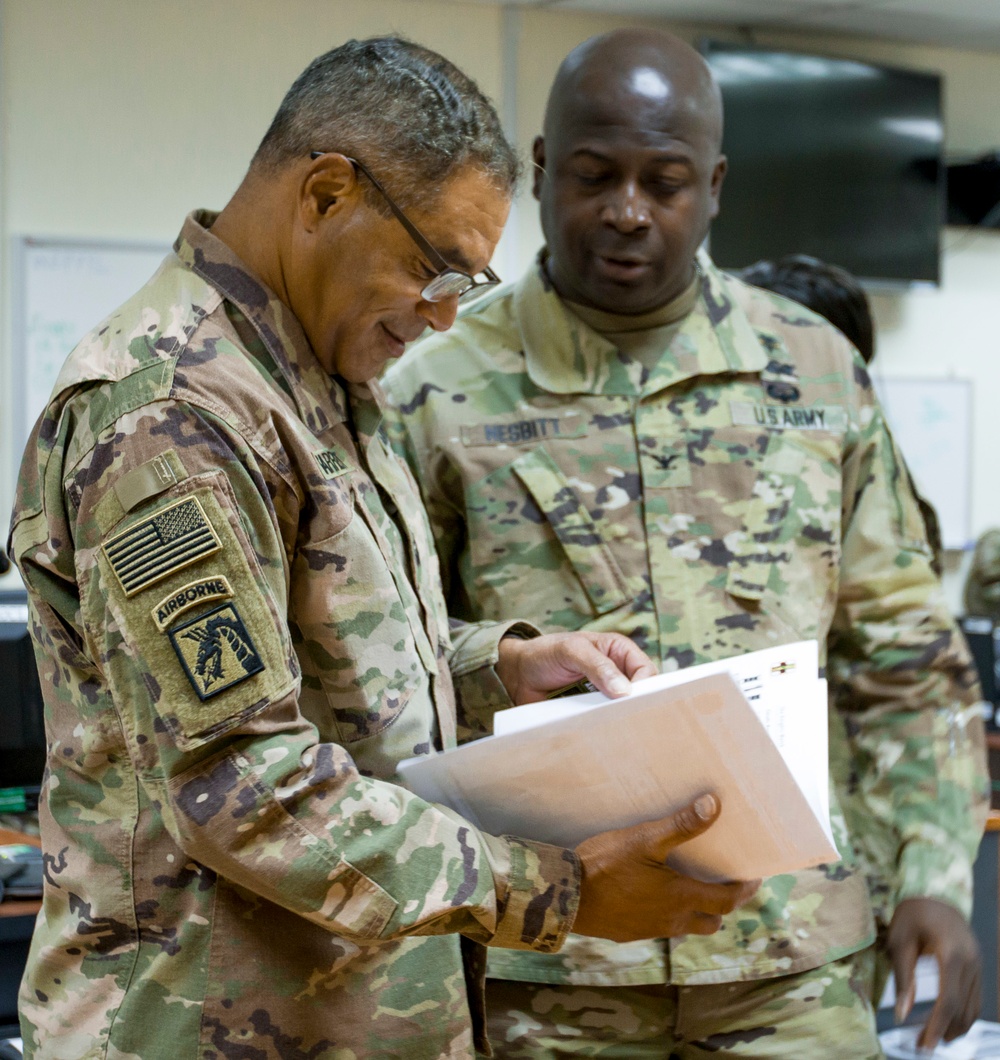 U.S. Army Lt. Gen. Michael X. Garrett, U.S. Army Central commanding general visits Soldiers in Qatar