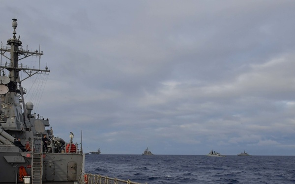 USS O’Kane sails with partner nations during RIMPAC 2018 photo exercise