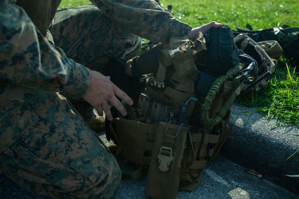 31st MEU MRF raids from the sea, air