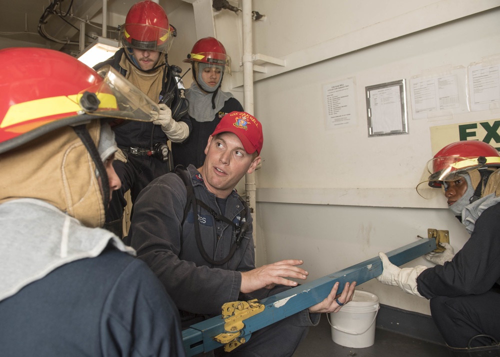 DVIDS - Images - USS Oak Hill (LSD 51) Deployment 2018 [Image 6 of 13]