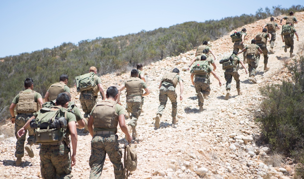 MWCS – 48 Marines conduct field training