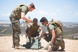 MWCS – 48 Marines conduct field training