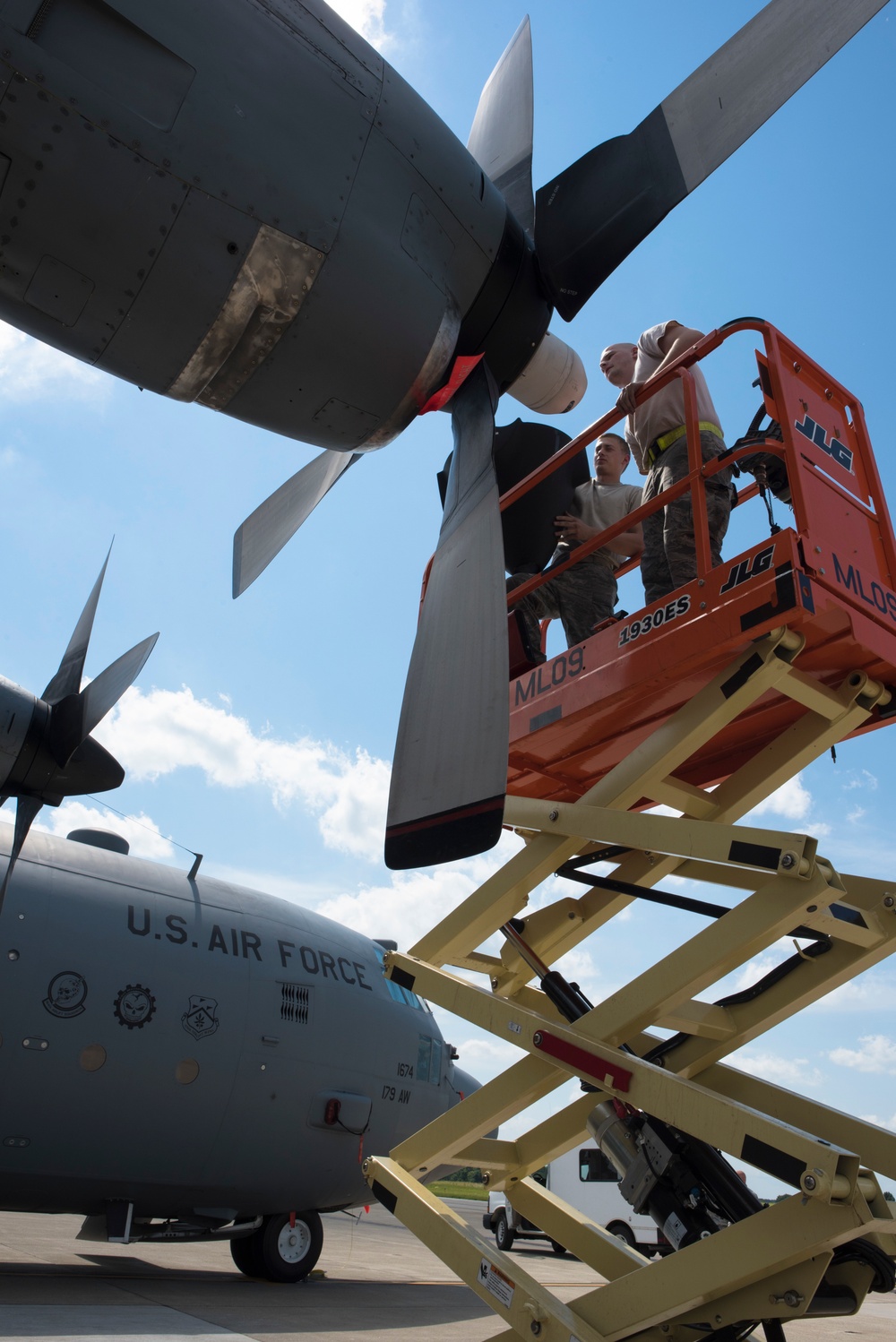 Fixing on the Flightline