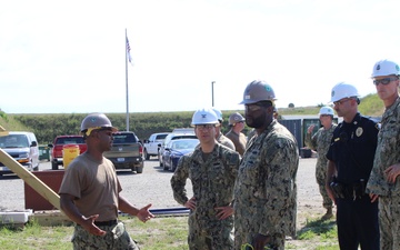 Distinguished Visitors Tour NMCB 27 During IRT Lincoln