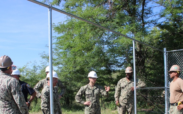 Distinguished Visitors Tour NMCB 27 During IRT Lincoln