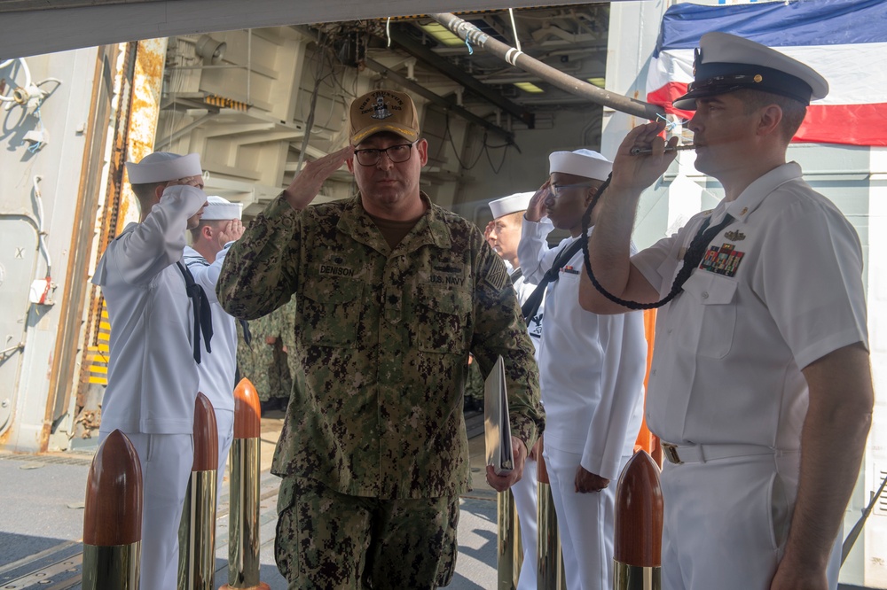 USS Truxtun Holds Change of Command