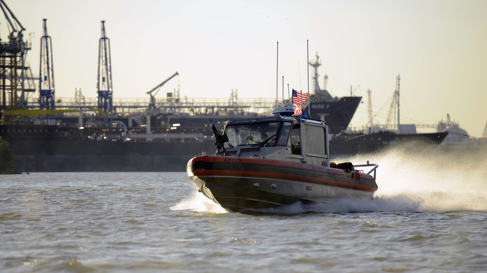 Coast Guard Station Houston conducts law enforcement training