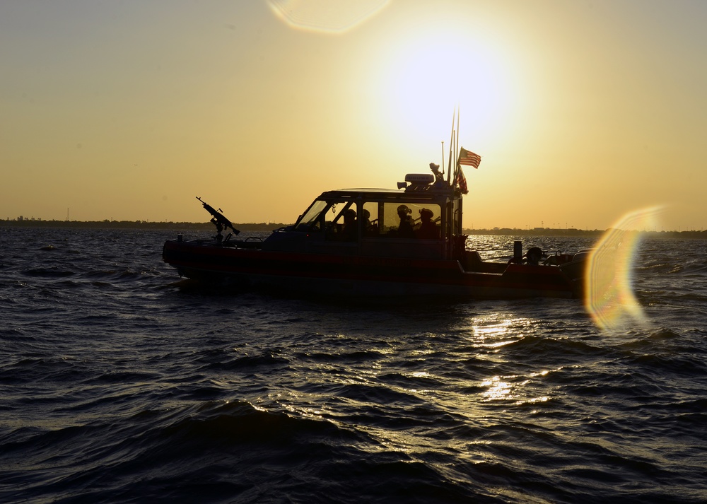 Coast Guard Station Houston conducts law enforcement training