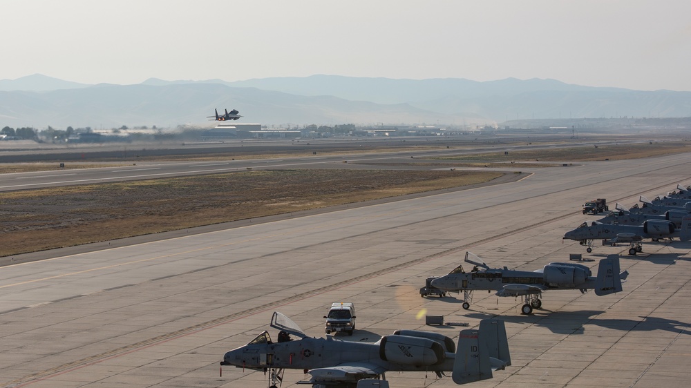 F-15Cs depart Gowen Field