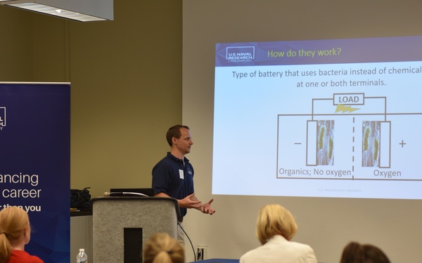 NRL Expertise Helps Smithsonian Educate Nation's Brightest Teachers