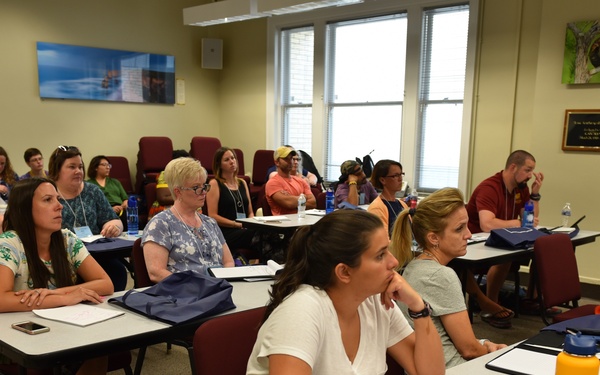 NRL Expertise Helps Smithsonian Educate Nation's Brightest Teachers