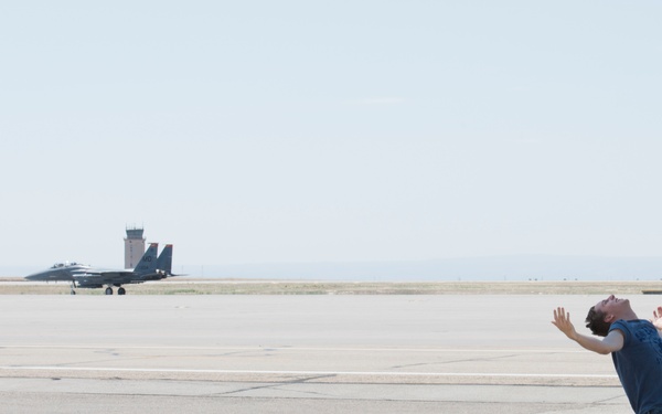 Gunfighters strengthen security measures during FPCON exercise