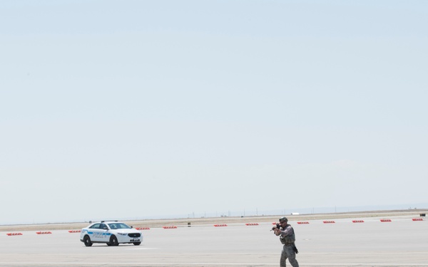 Gunfighters strengthen security measures during FPCON exercise