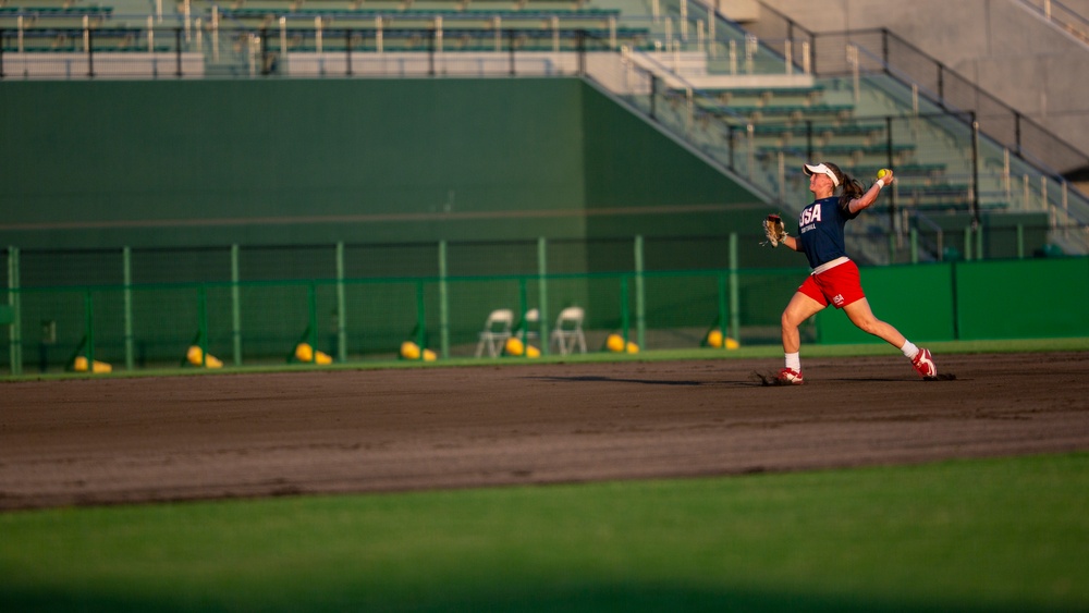 USA Women's National Softball Team practice in Iwakuni City