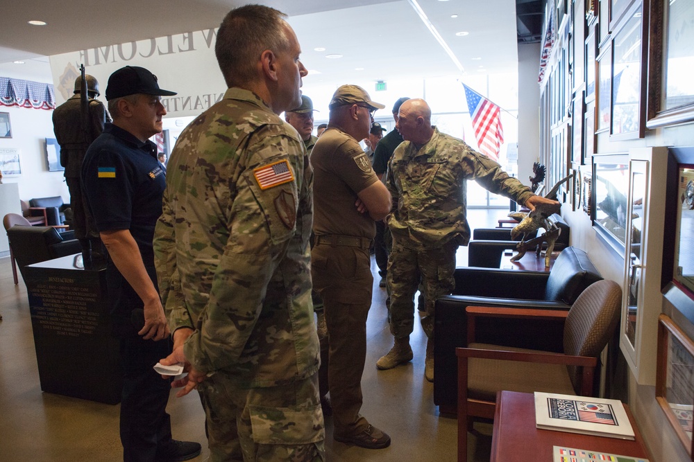 Ukrainian military and internal affairs leaders visit JFTB