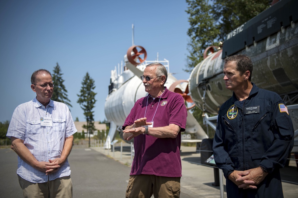 Keyport U.S. Naval Undersea Museum Hosts DSRV Reunion