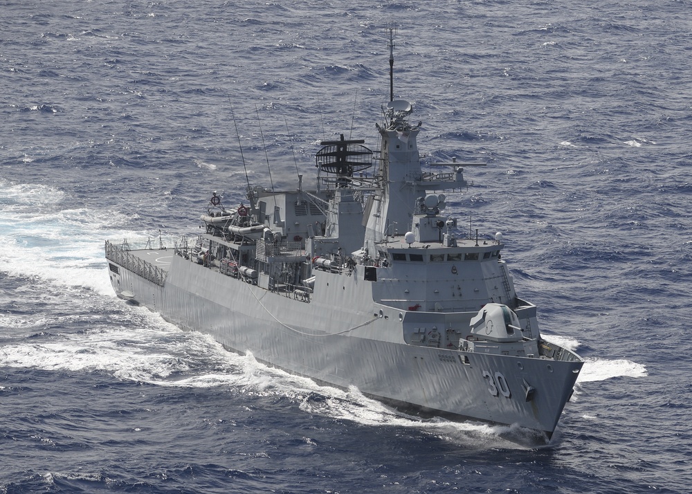 KD Lekiu transits the Pacific Ocean with multinational fleet during RIMPAC 2018