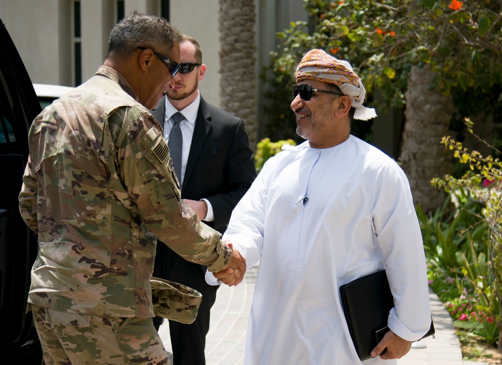 U.S. Army Lt. Gen. Michael X. Garrett visits new Facilities in Oman