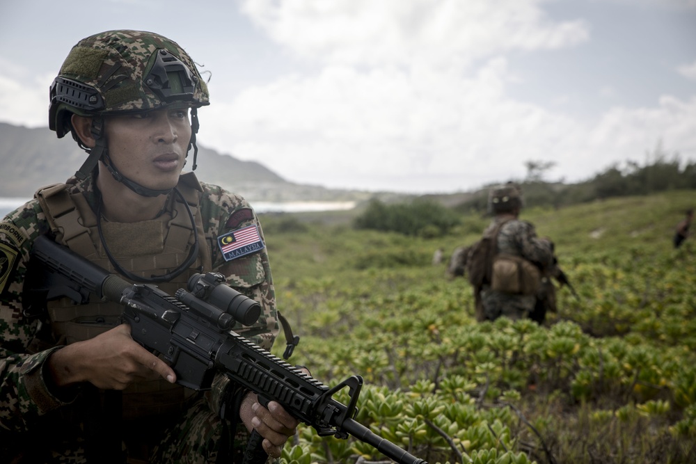 DVIDS Images RIMPAC participants conduct Amphibious Landing