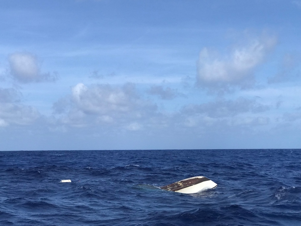 Coast Guard responds to two vessels in distress off Hawaii