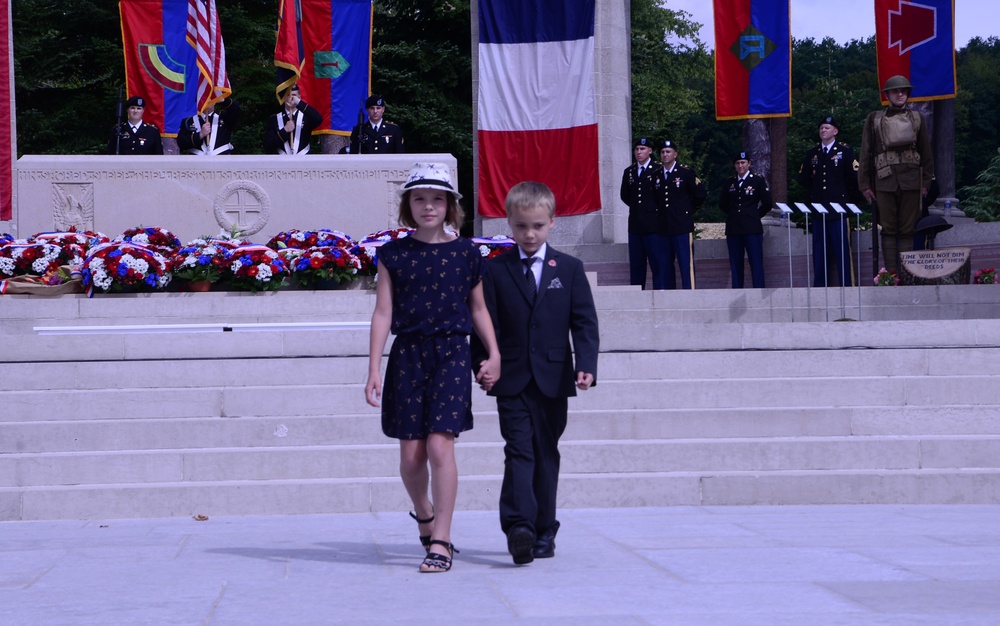 World War I memorial at Oise- Aisne American Cemetery