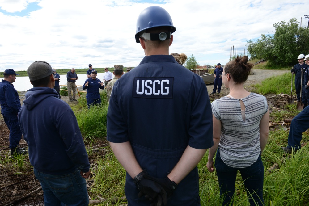 Coast Guard, various state, federal entities observe oil spill response demonstration