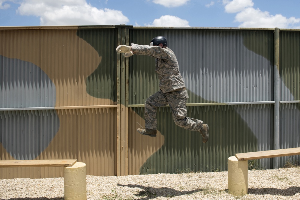 Special Operations Recruiters at Battlefield Airman Training
