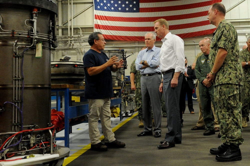 DVIDS - Images - Deputy Secretary of Defense Visits Fleet Readiness ...