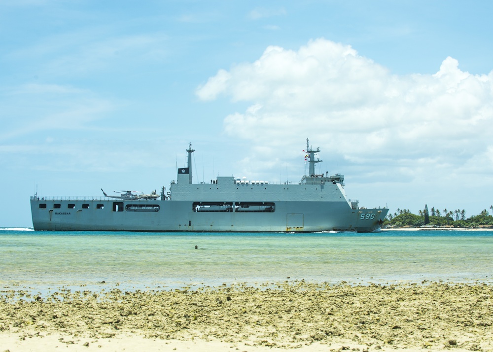 Republic of Indonesia Navy landing doc ship KRI Makassar 590 redturns to Pearl Harbor