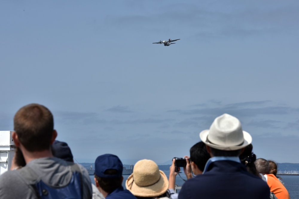 Coast Guard participates in Seattle's 69th annual Seafair Parade of Ships