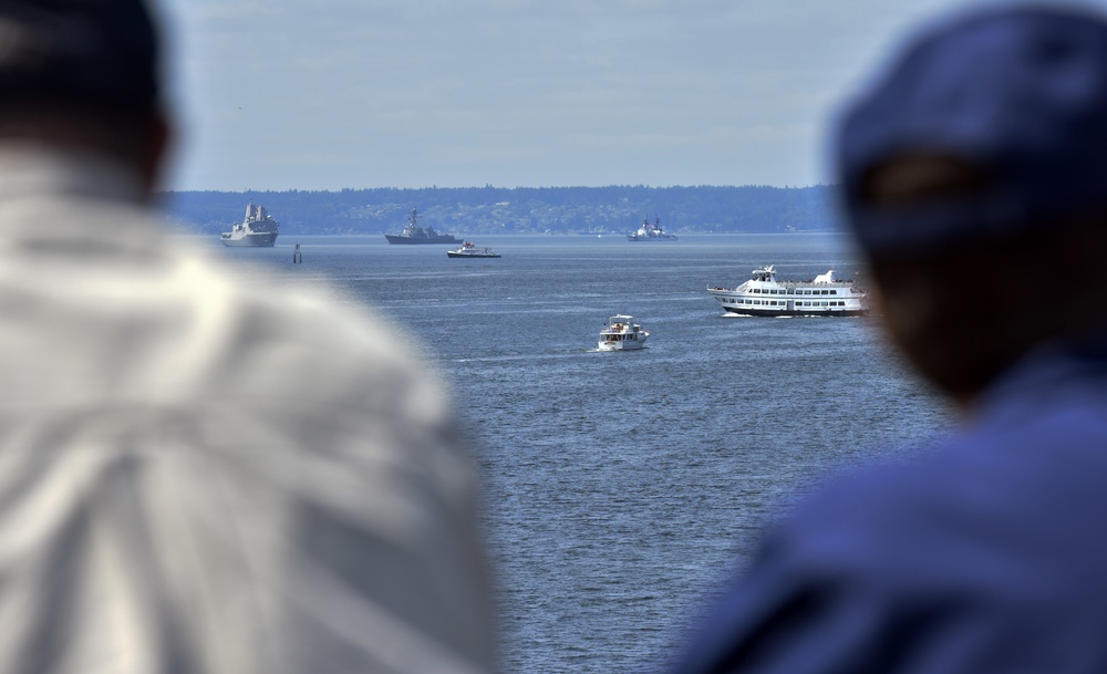 Coast Guard participates in Seattle's 69th annual Seafair Parade of Ships