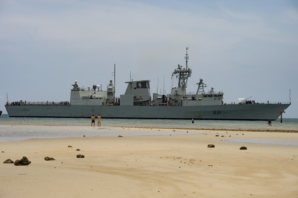 Royal Canadian Navy frigate HMCS Vancouver returns to Pearl Harbor