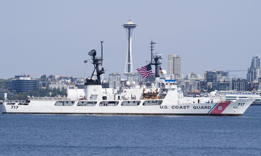 Seattle Seafair Fleet Week Parade of Ships