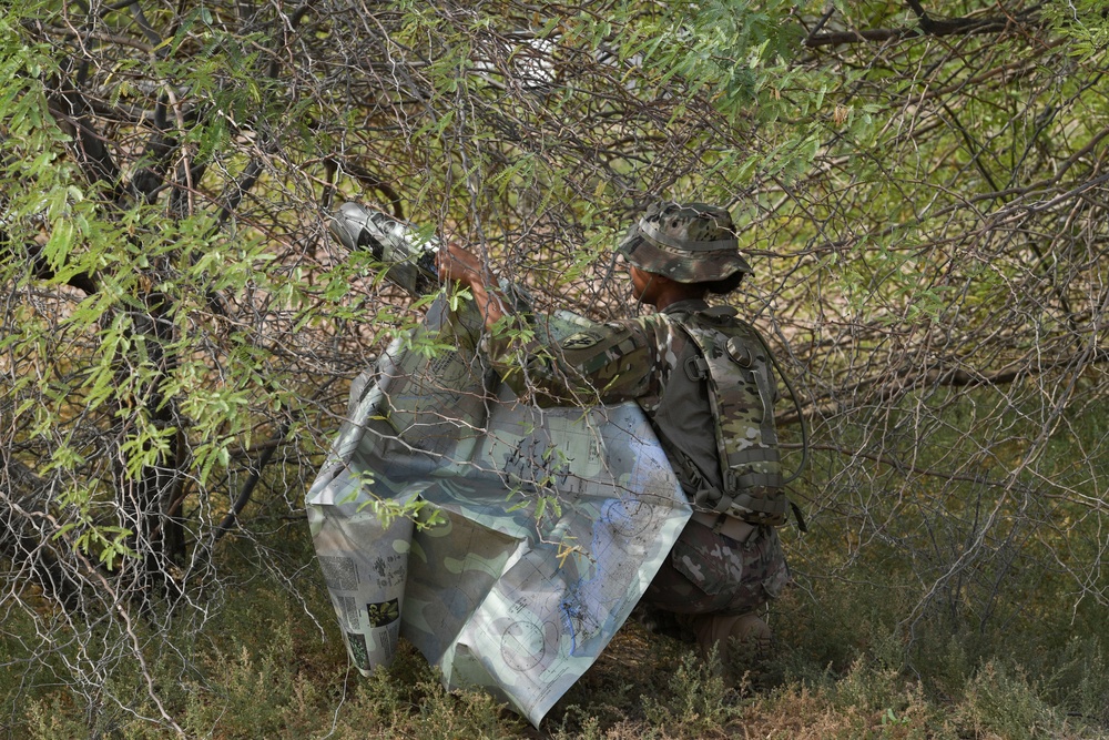 PSYOPS Soldiers attend SERE desert survival class