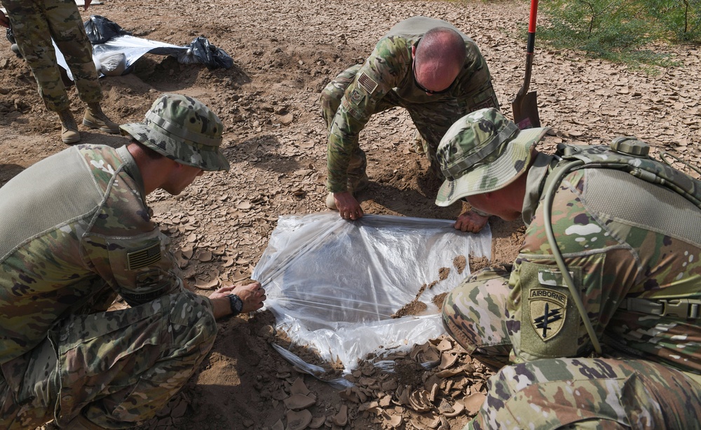 PSYOPS Soldiers attend SERE desert survival class